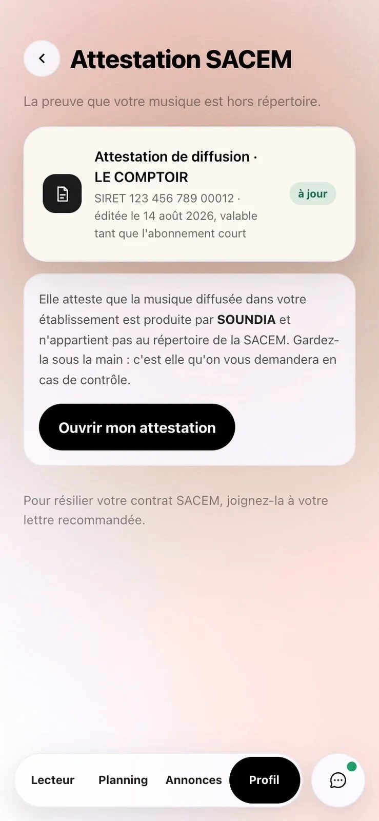 L'attestation dans l'application, à jour, au nom de l'établissement